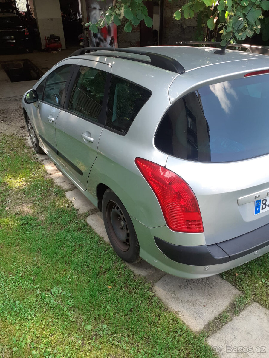 Peugeot 308 SW 1.6HDI - Náhradní díly - 2