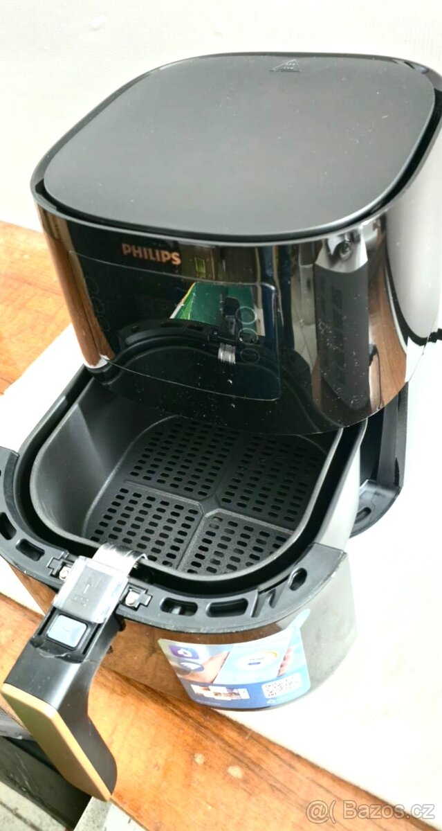 Horkovzdušná fritéza Philips HD9255/80 - 2