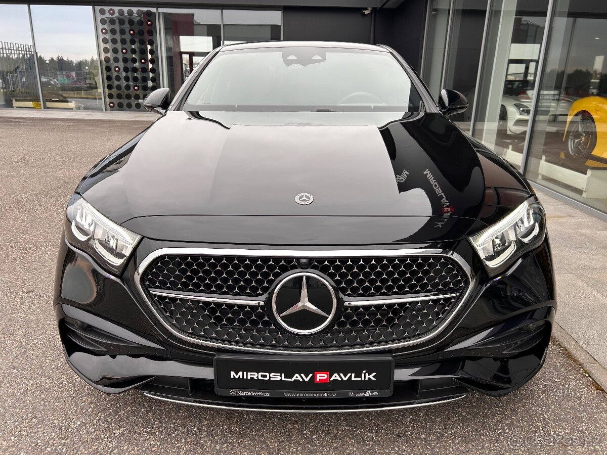 Prodám Mercedes-Benz E 220d 4MATIC AMG, záruka - 2
