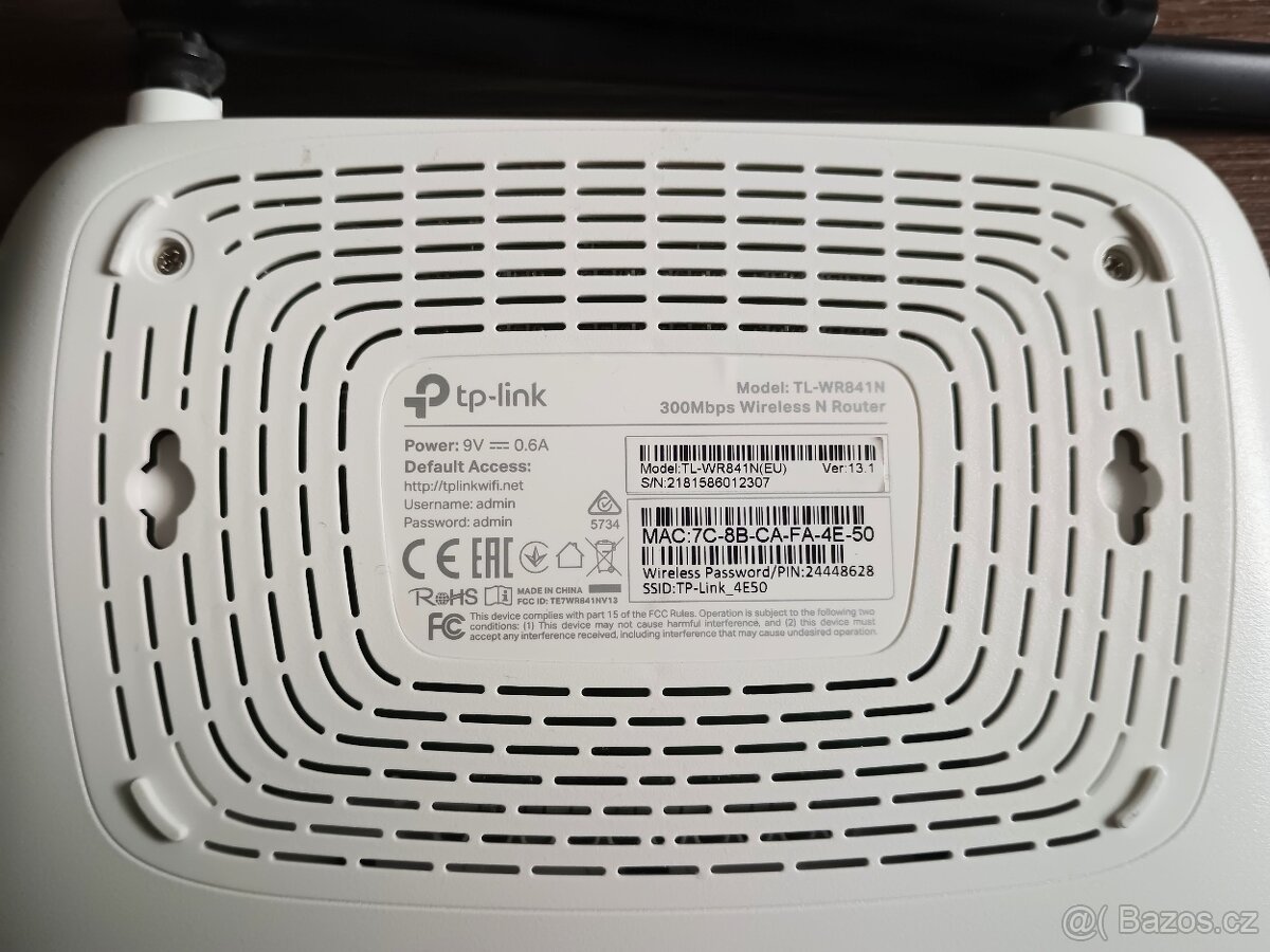 Router TP-Link, model TL-WR841N - 2