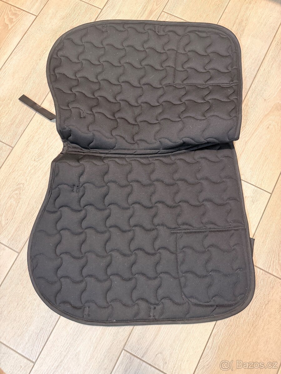 Podsedlová dečka s kapsou - 2