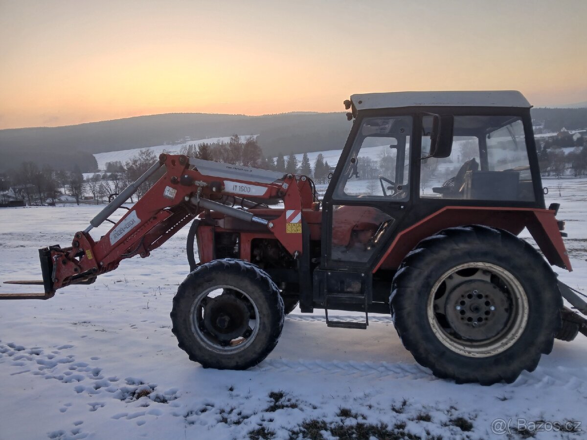 Zetor 7245 s čelním nakladačem - 2