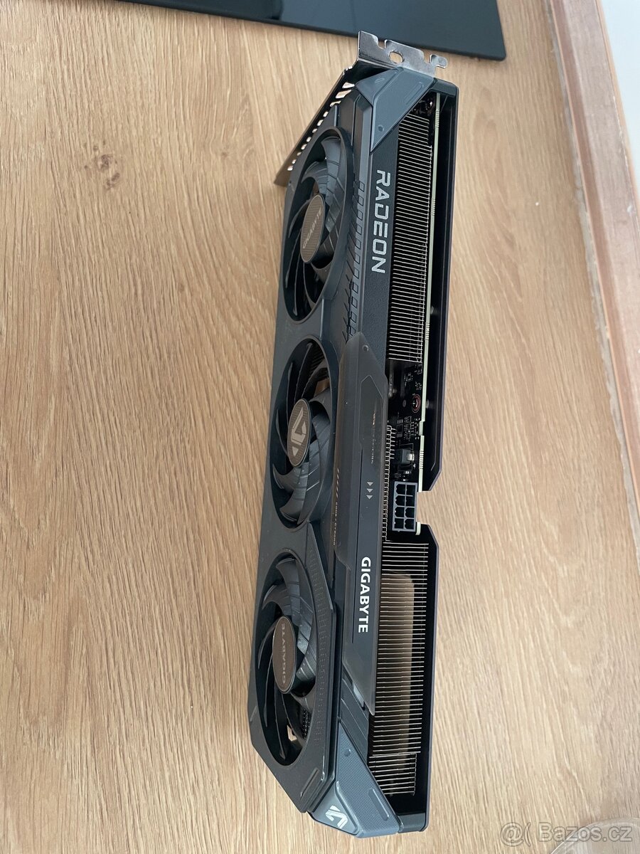 Amd Radeon RX 9060 XT 16GB - 2