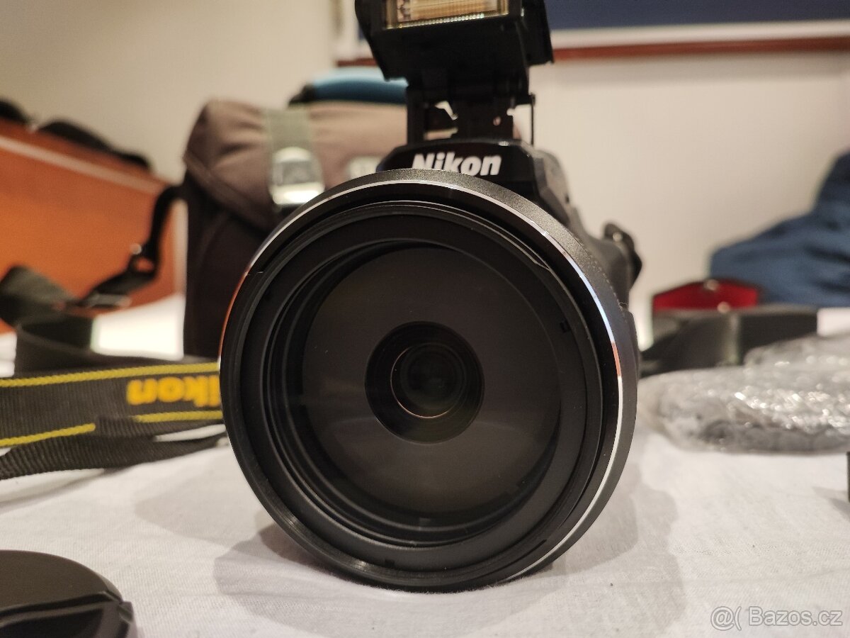 Nikon Coolpix P1000 - 2