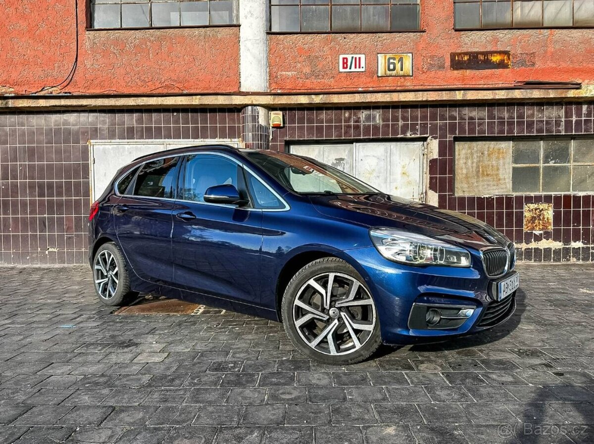 BMW Rad 2 Active Tourer 2 218d Luxury Line A/T - 2