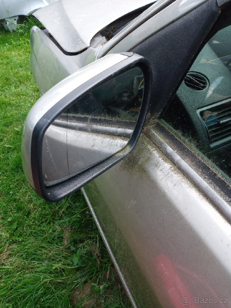 Zpětné zrcátko na Ford Mondeo mk3 - 2