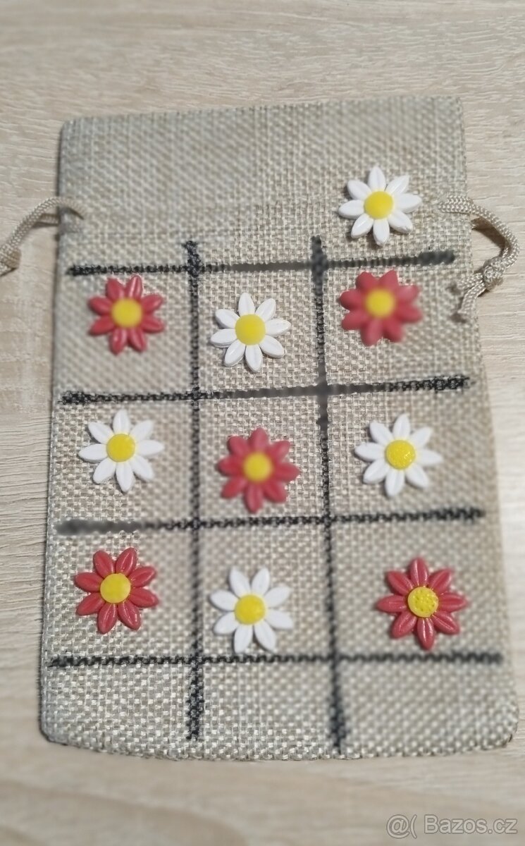 Piškvorky pac man, kytičky, berušky.... - 2