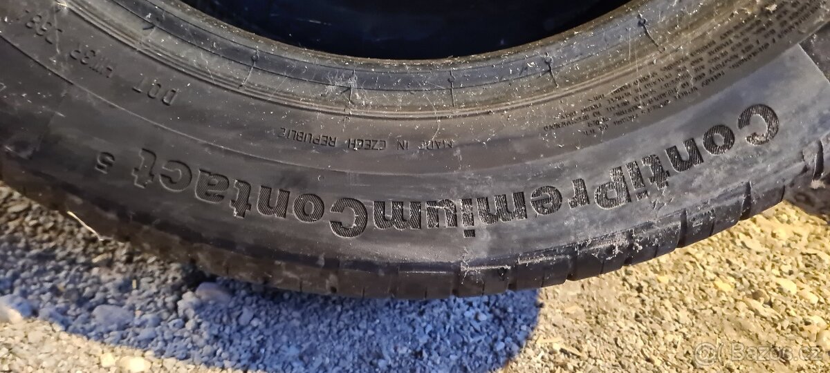 Continental 215/55r17 - 2