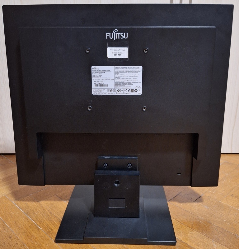 Prodám monitory Fujitsu, 2x MaxData, DELL - 2