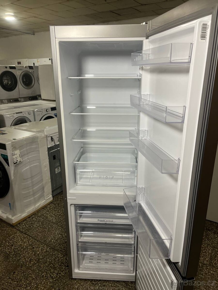 Lednička Anička 1.7m - 2