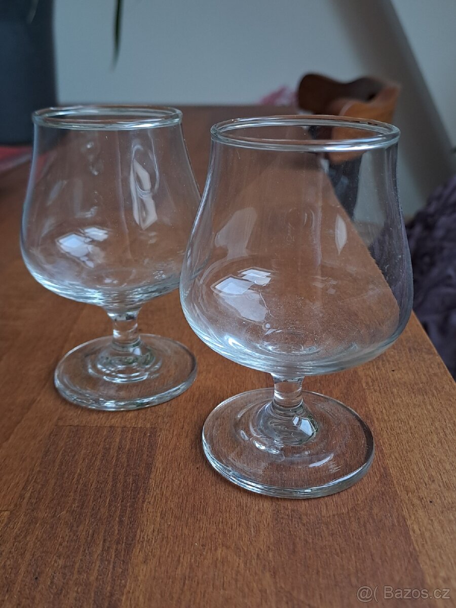 Různé skleničky - 2