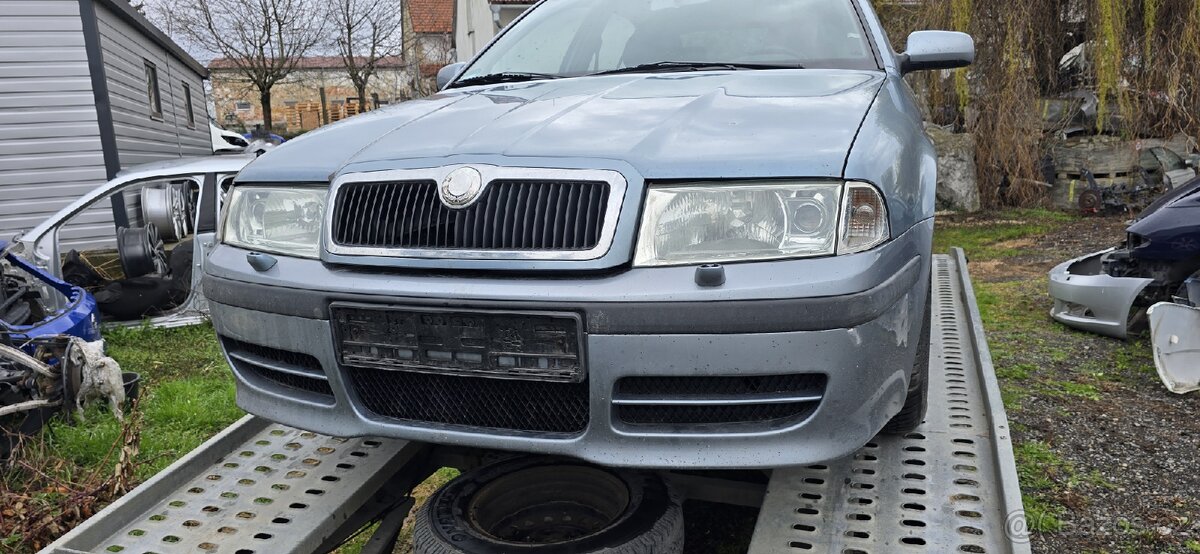 Škoda Octavia 1 facelift 1.6 benzín rok 2002 - 2