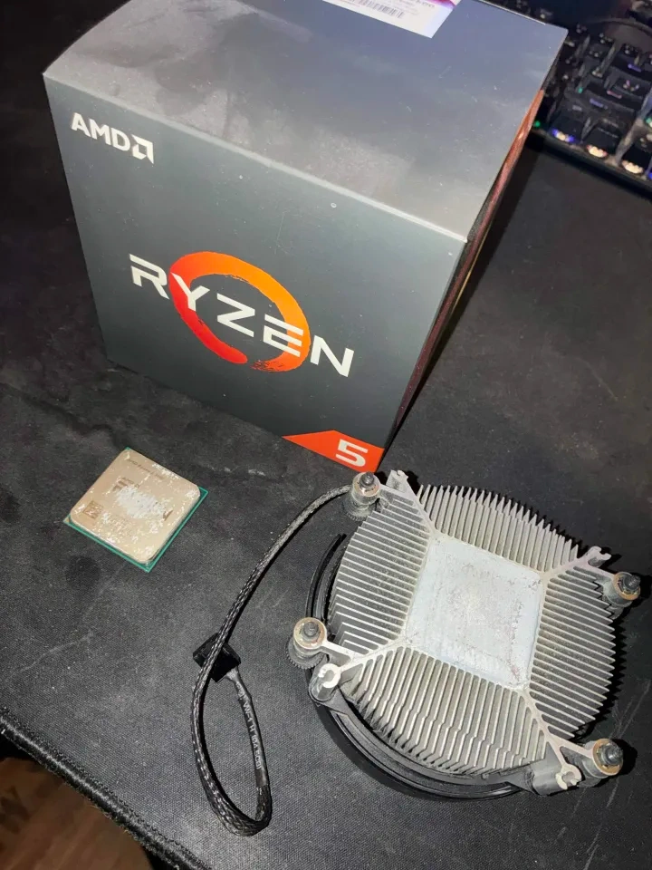 AMD Ryzen 5 2600 + chladič - 2
