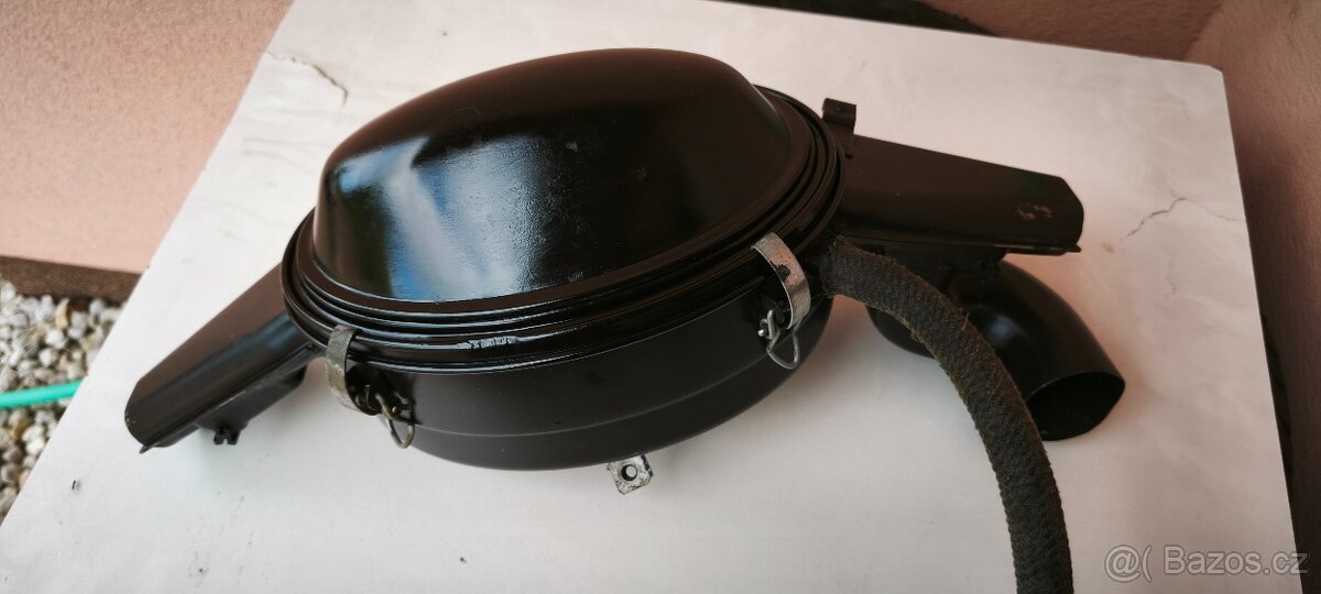 VW Brouk filtrbox, karburátor, tachometr - 2