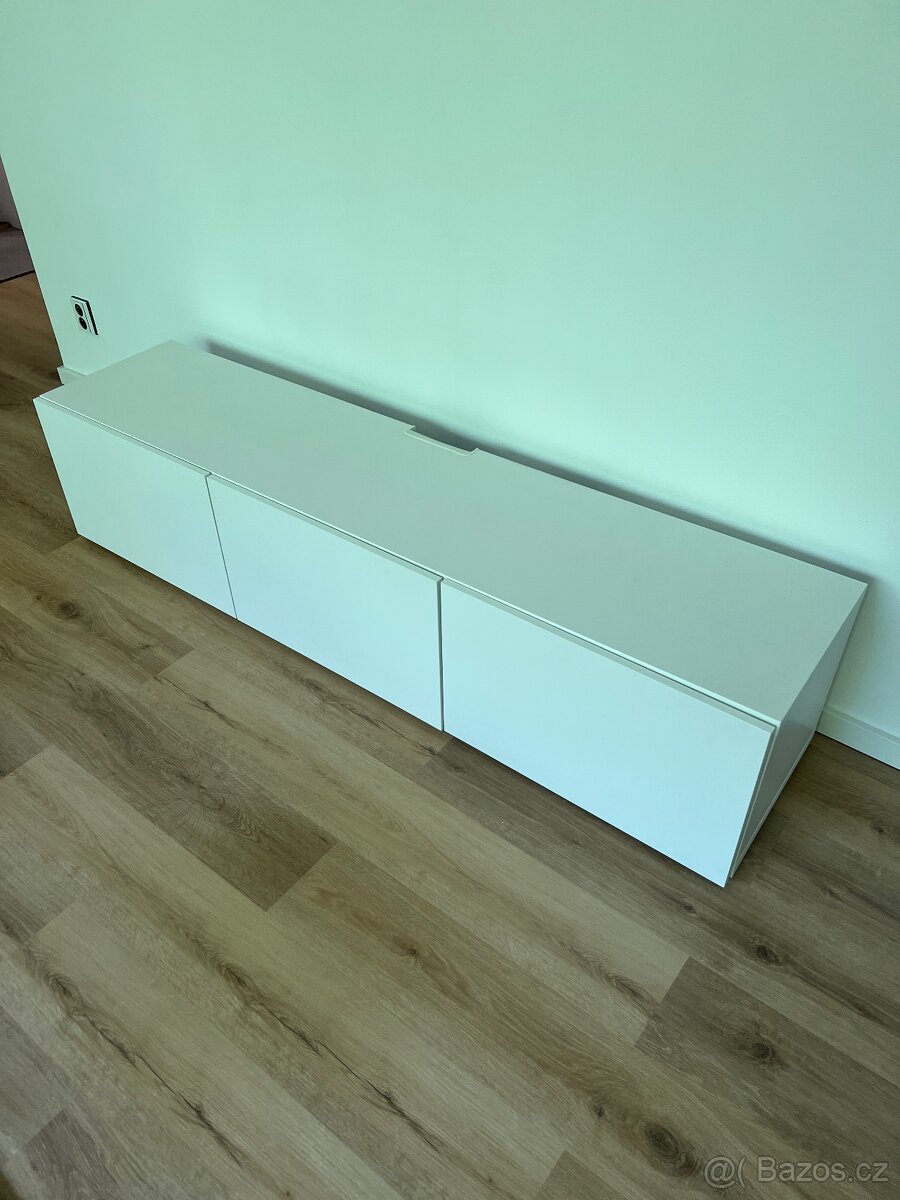 TV stolek BESTÅ - 2