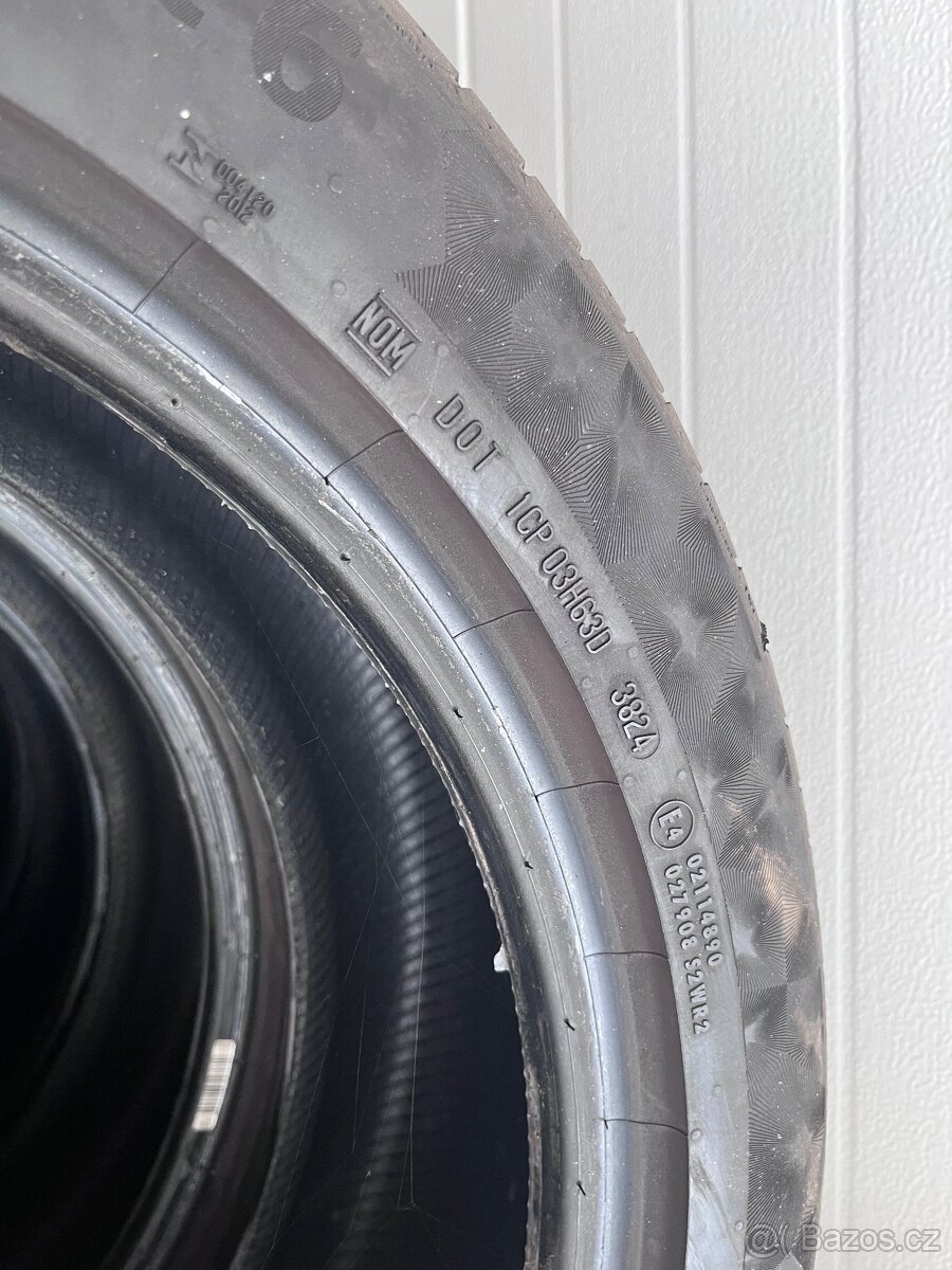 235/50 R19 - 2