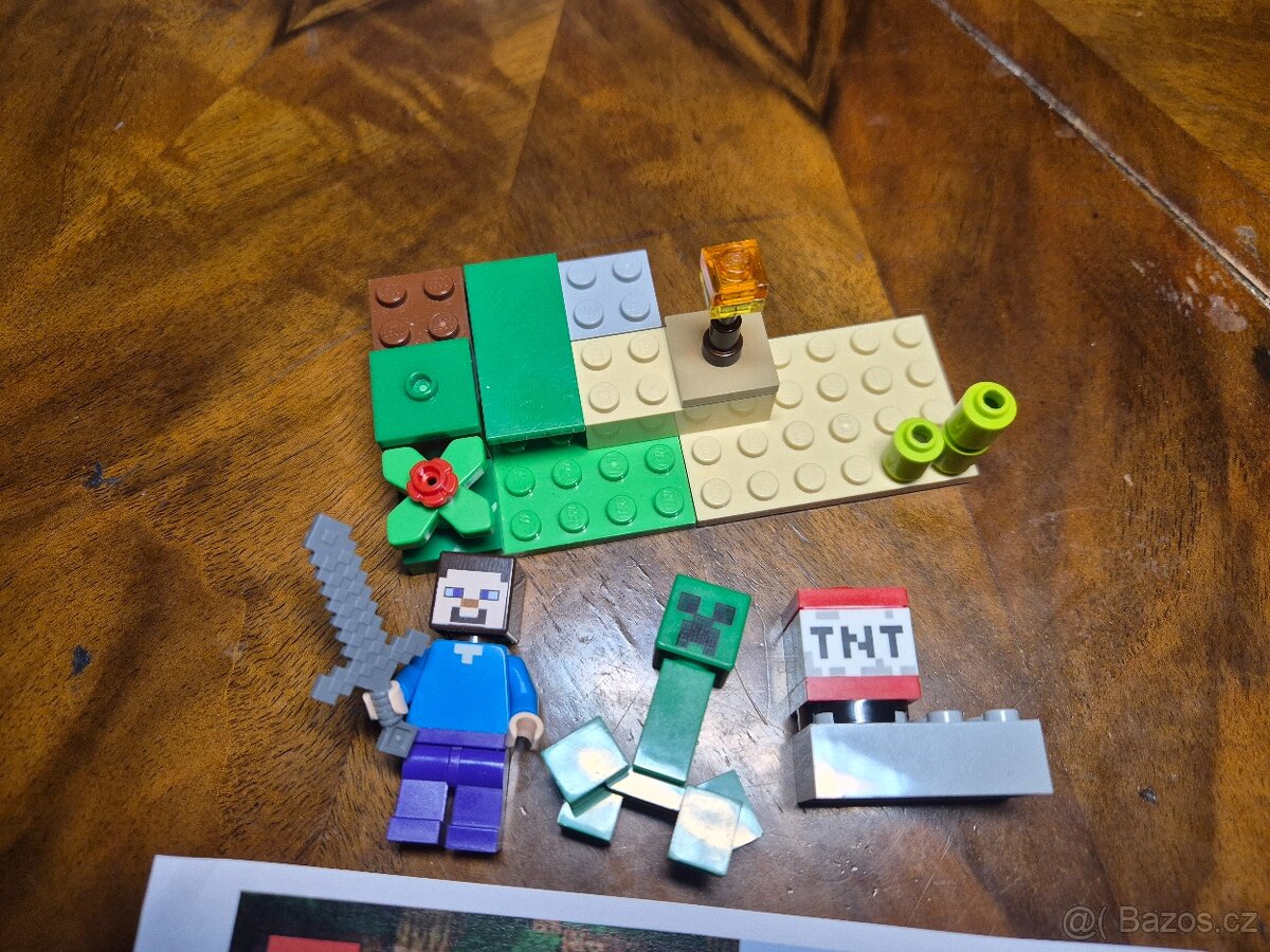 LEGO Minecraft 30393 Steve and Creeper set - 2