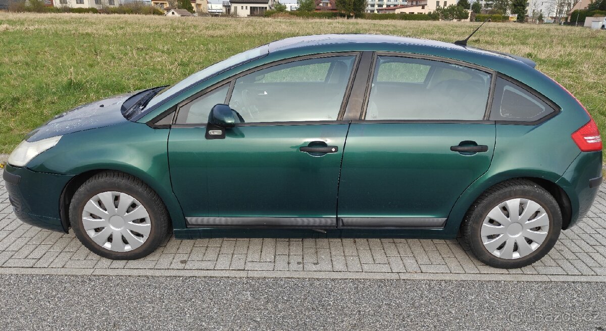 Citroën C4 1.4 16V - 2