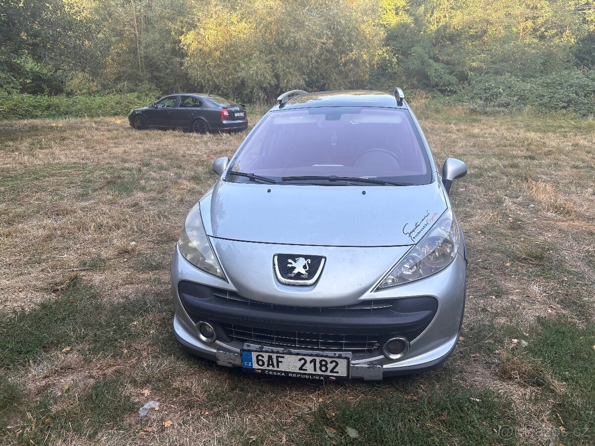 Peugeot 207 sw Outdoor - 2