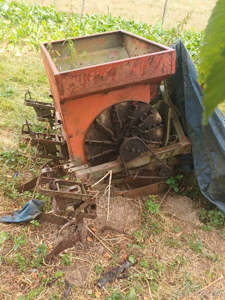 Stare zemědělské stroje - 2