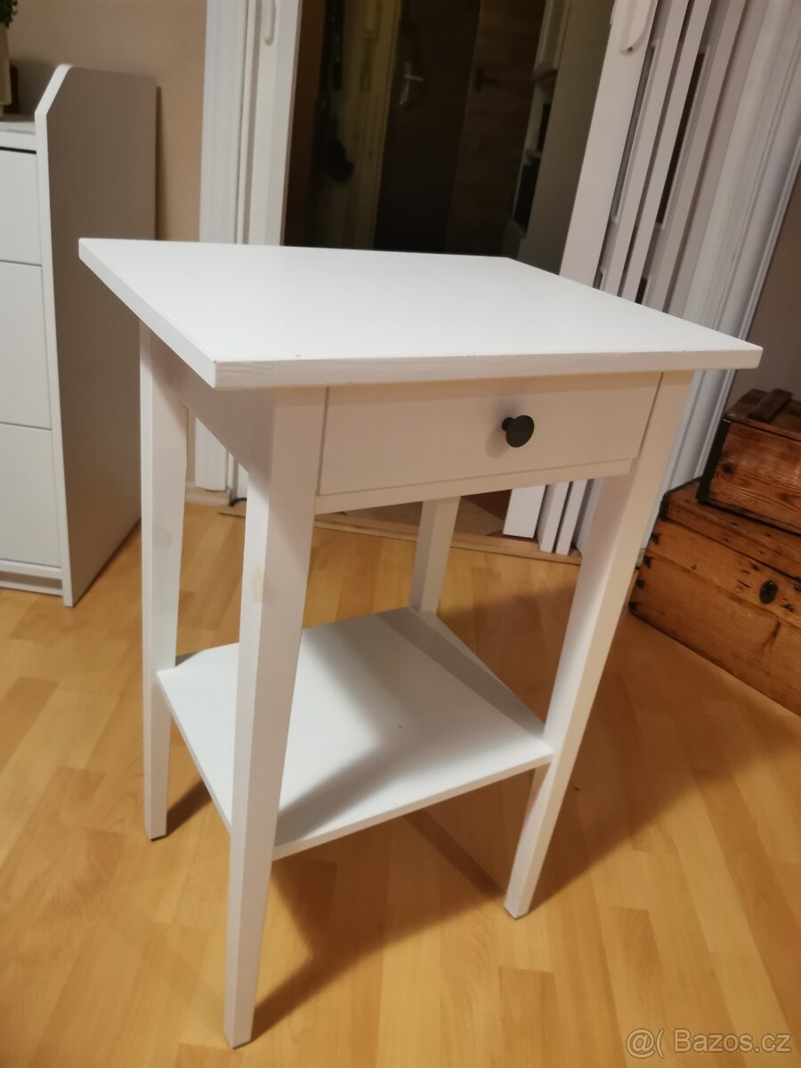 Noční stolek Hemnes - 2