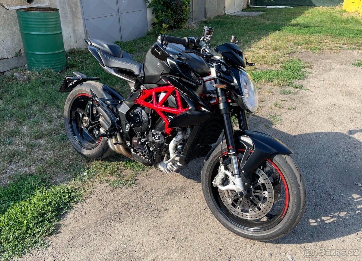 MV Agusta Brutale 800 - 2