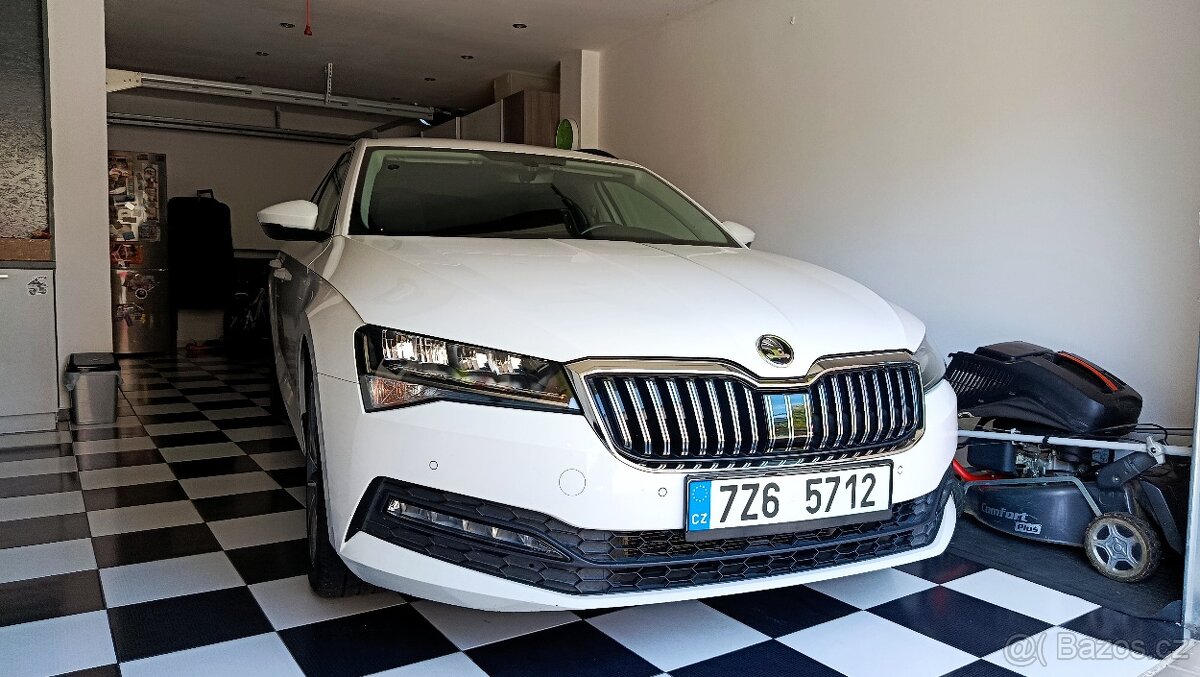 Prodám Škoda Superb 3combi facelift - 2