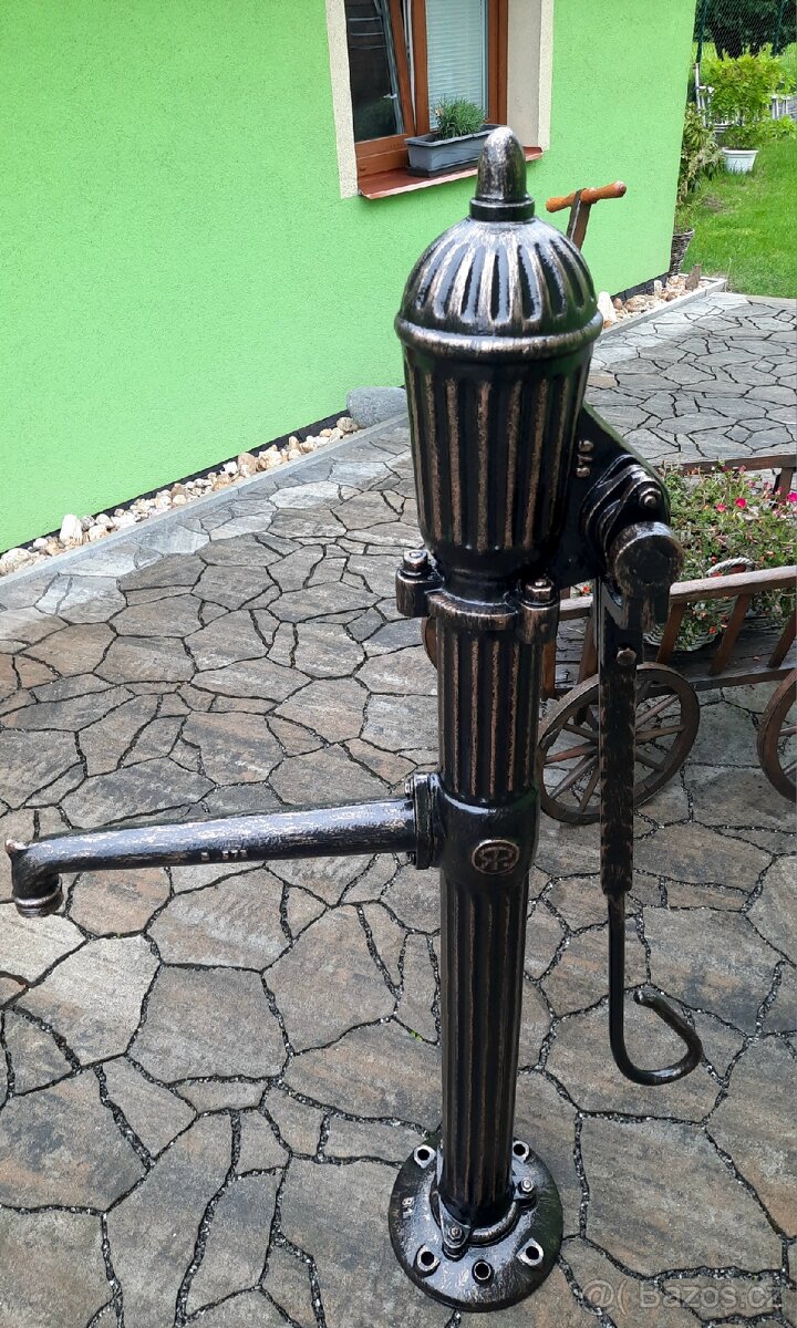 Ruční pumpa - 2