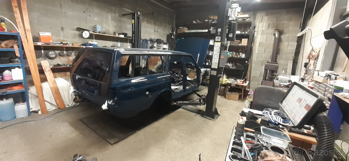 Volvo 240 - 2