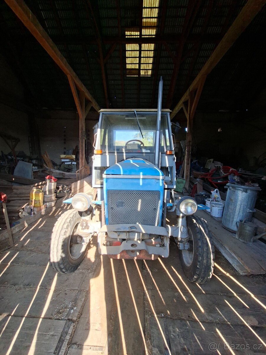 Traktor Zetor 6911 - 2