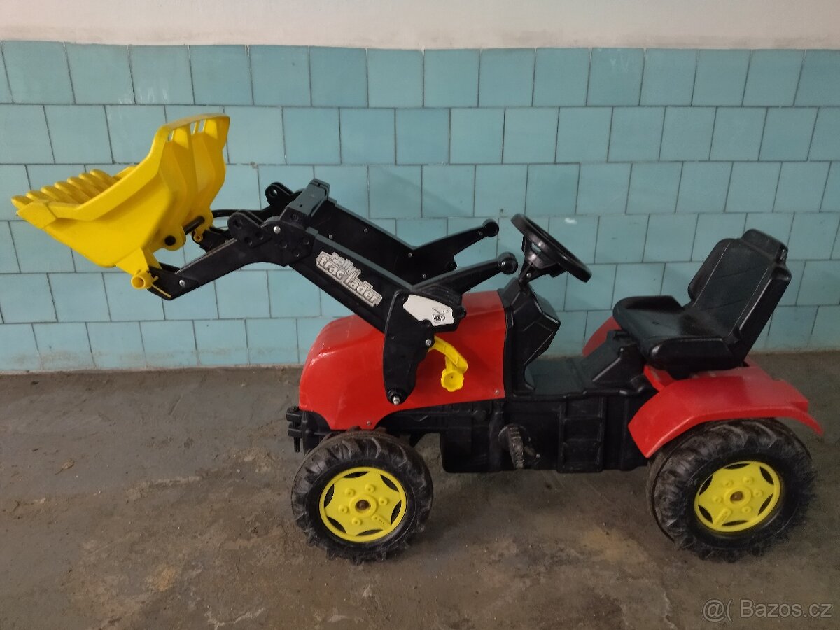 traktor s nakladačem - 2
