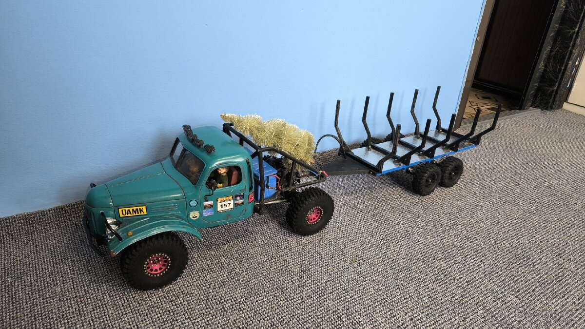 Expediční RC model Zil-157 - 2