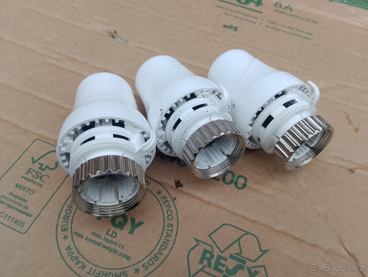 Termostatická hlavice na radiátor topení 3 kusy - 2