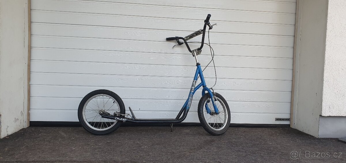 koloběžka Worker City - 2