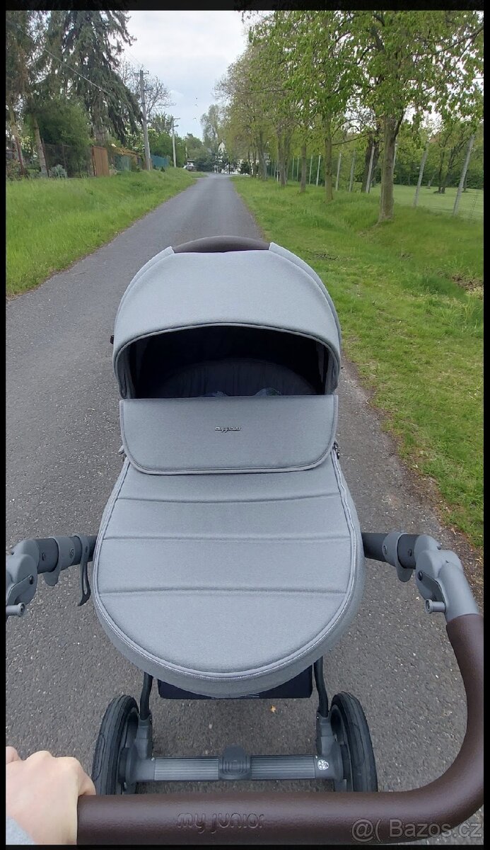 Kočárek, autosedačka - 2