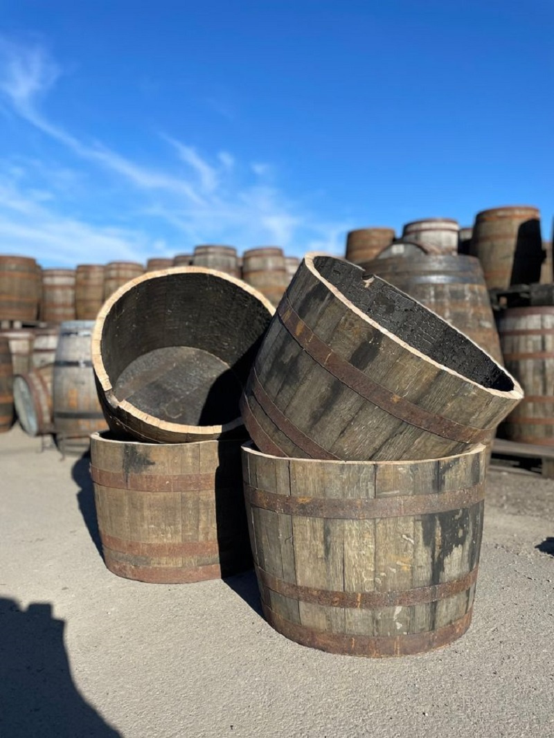 DUBOVÉ KVĚTINÁČE ZE SUDŮ - 2