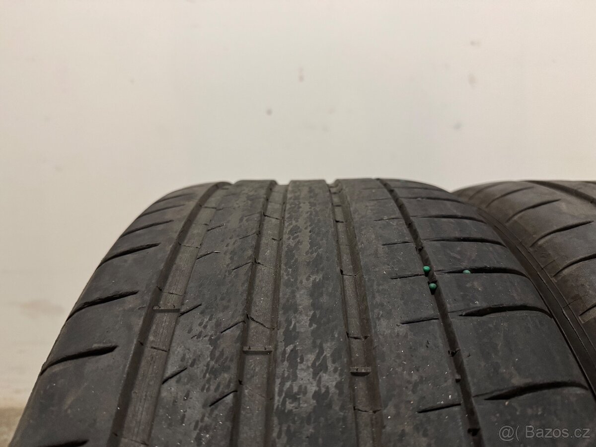 Michelin Pilot Sport S4 265/40/22 letní - 2