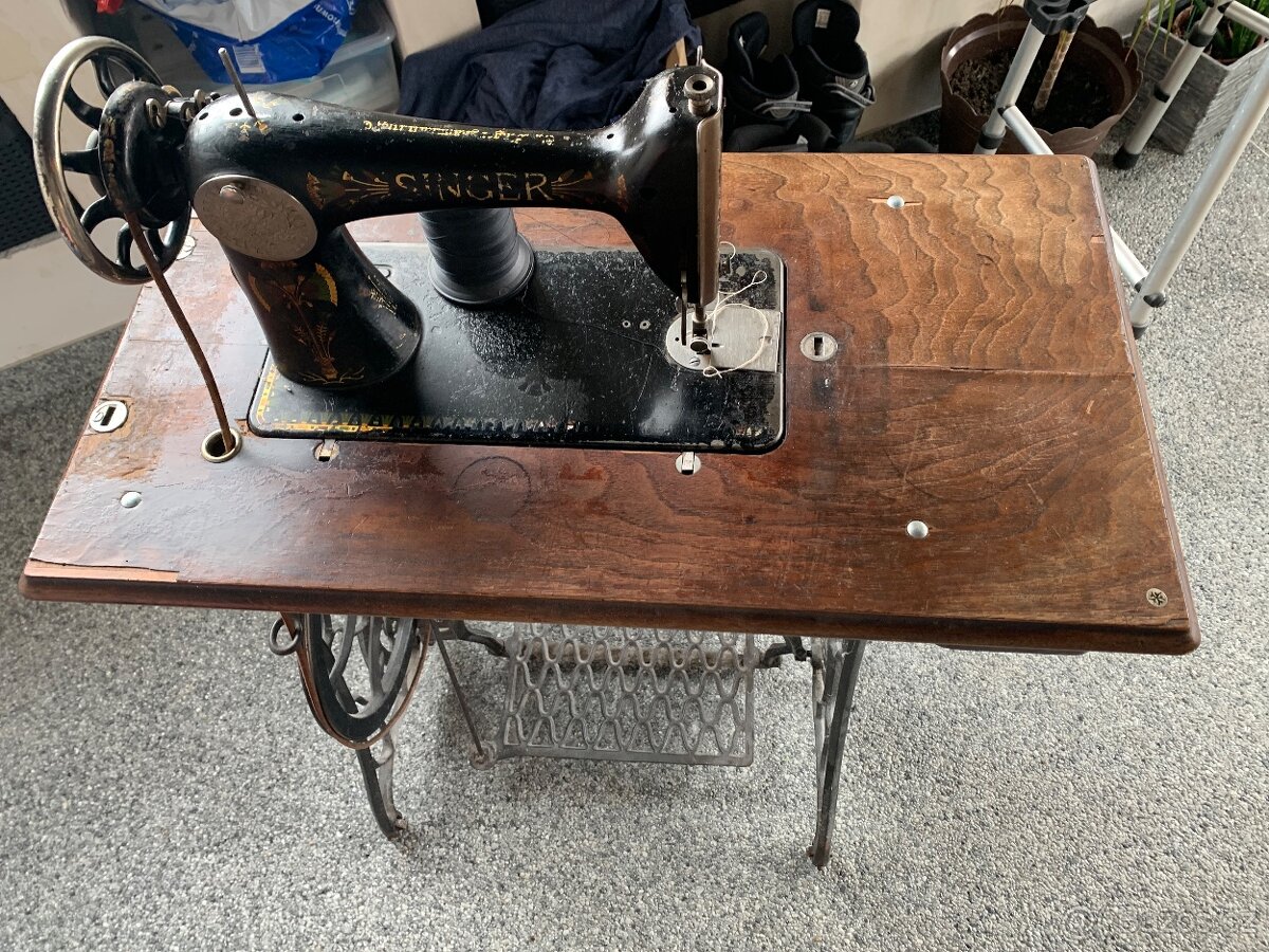 Šicí stroj Singer - 2