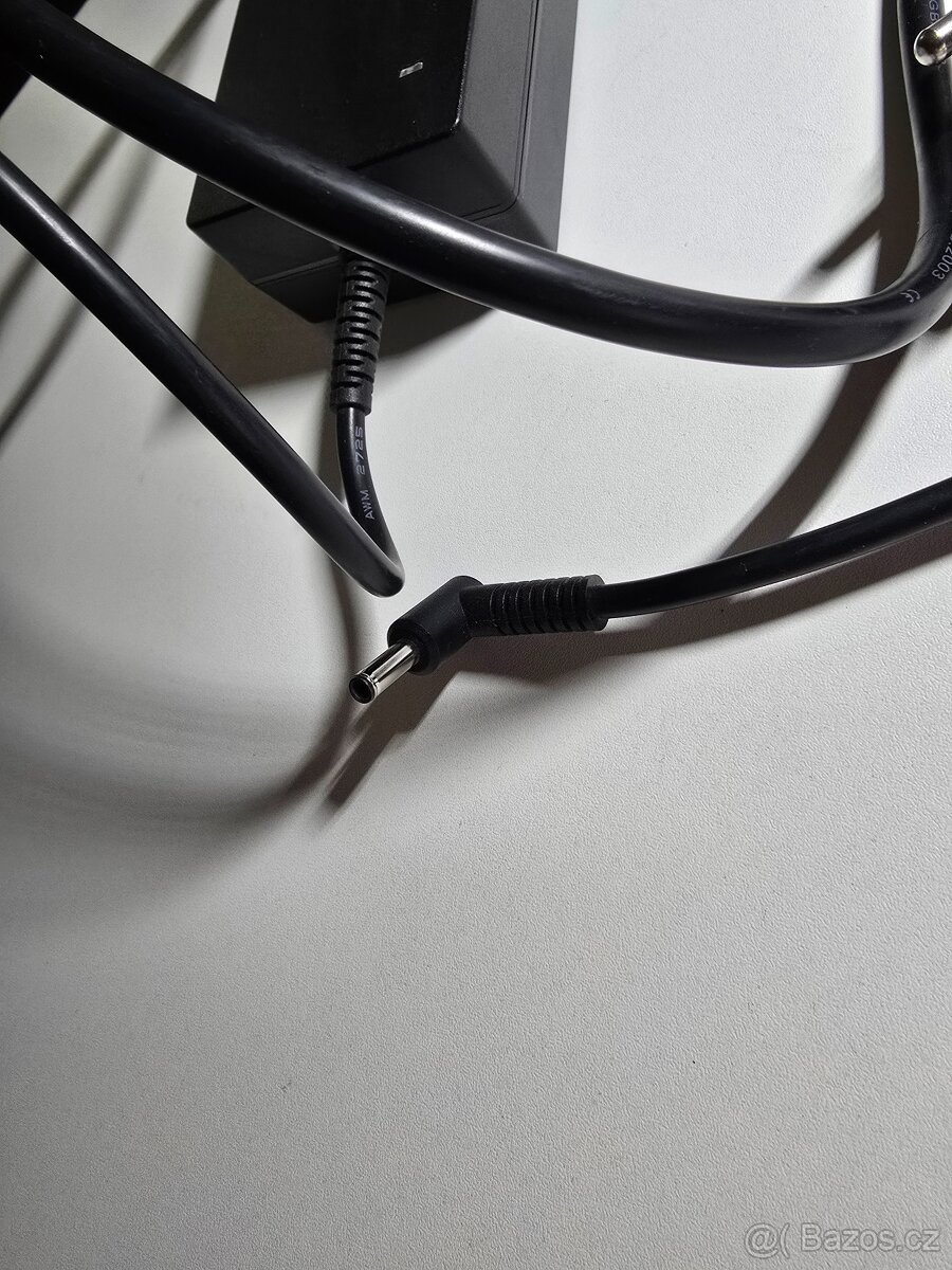 Adaptér Movano pro notebook ASUS 20V 6A (4.5 x 3.0 pin) - 2