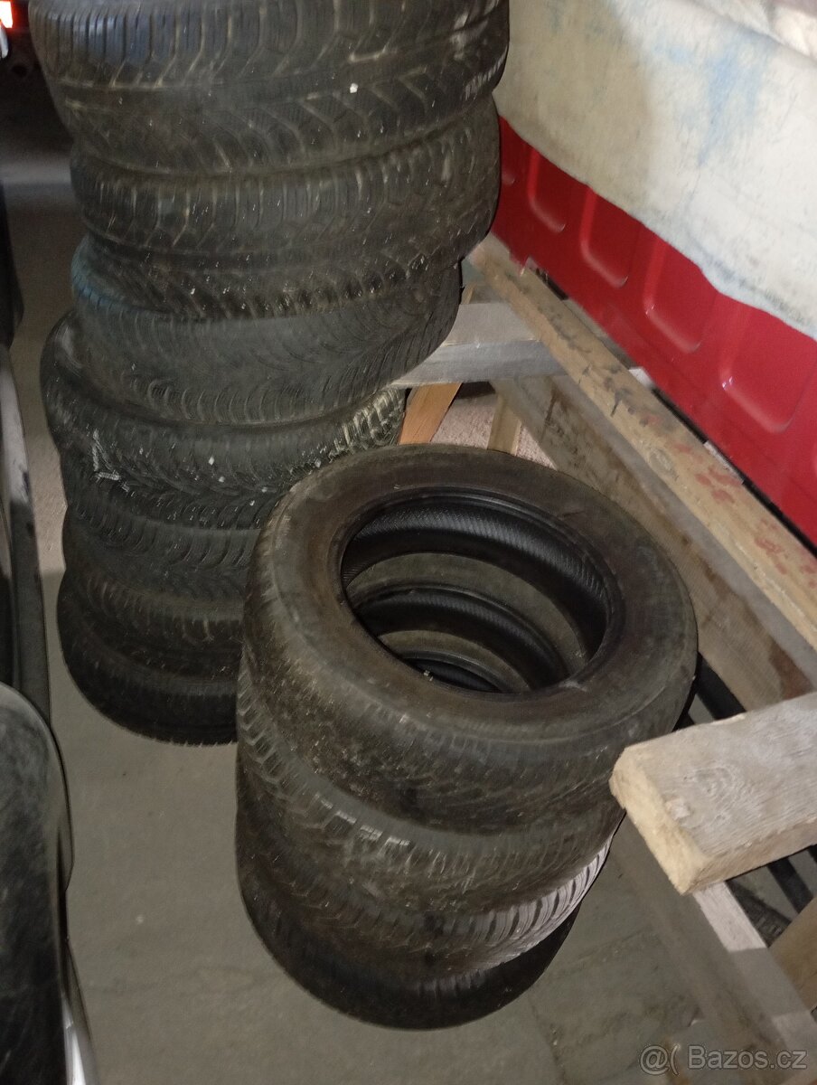Zimní pneu 195/65/15 kola - 2