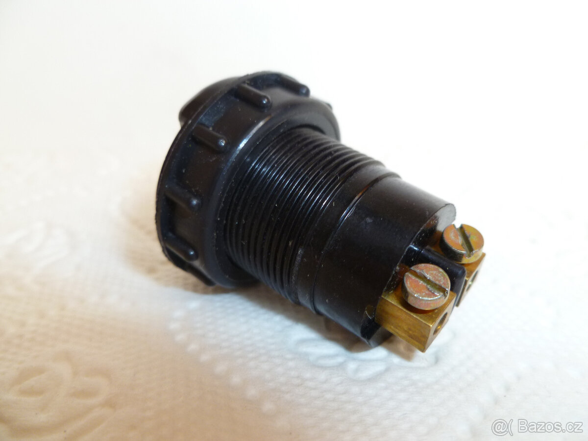 Přístrojová autozásuvka na MULTICAR 22 - 2