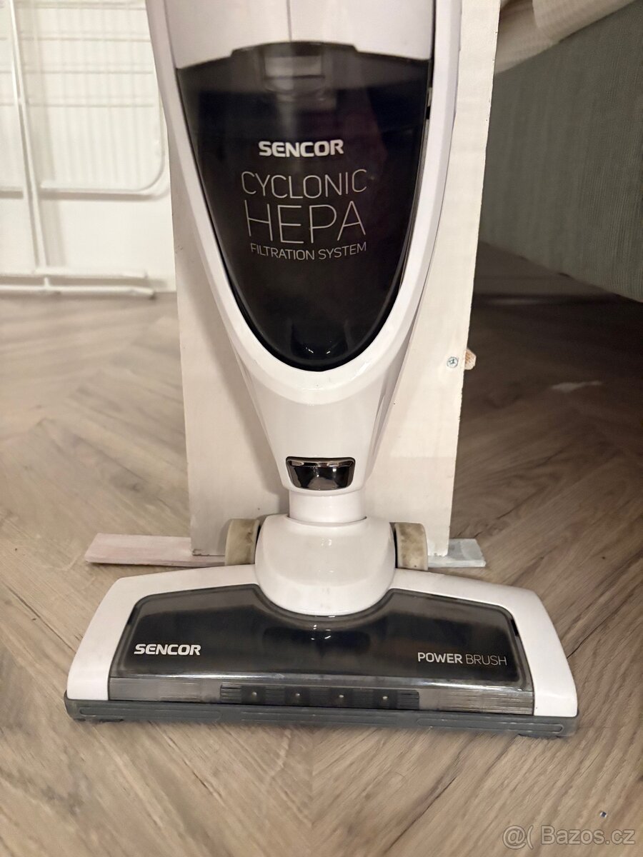 tyčový vysavač Sencor - 2