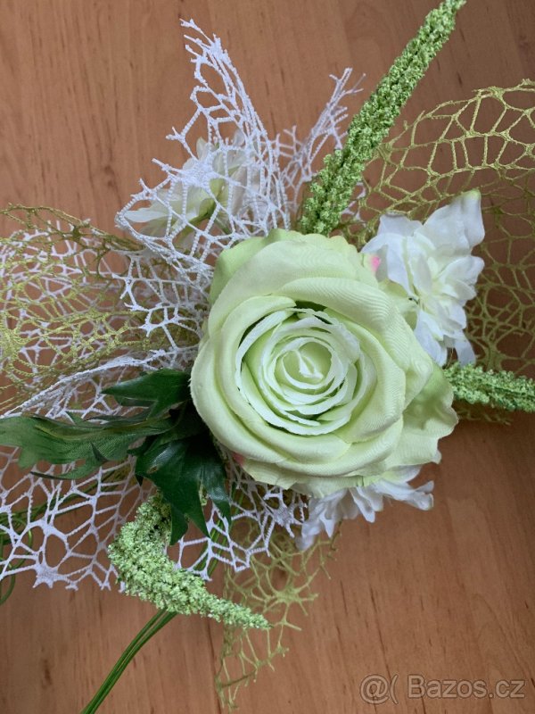 Svatební dekorace na auto - 2