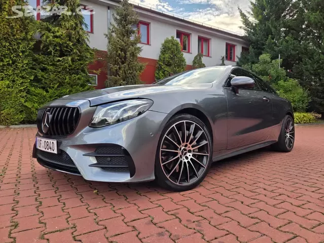 Mercedes-Benz E400 4Matic AMG,Coupe,Burmester,DPH - 2