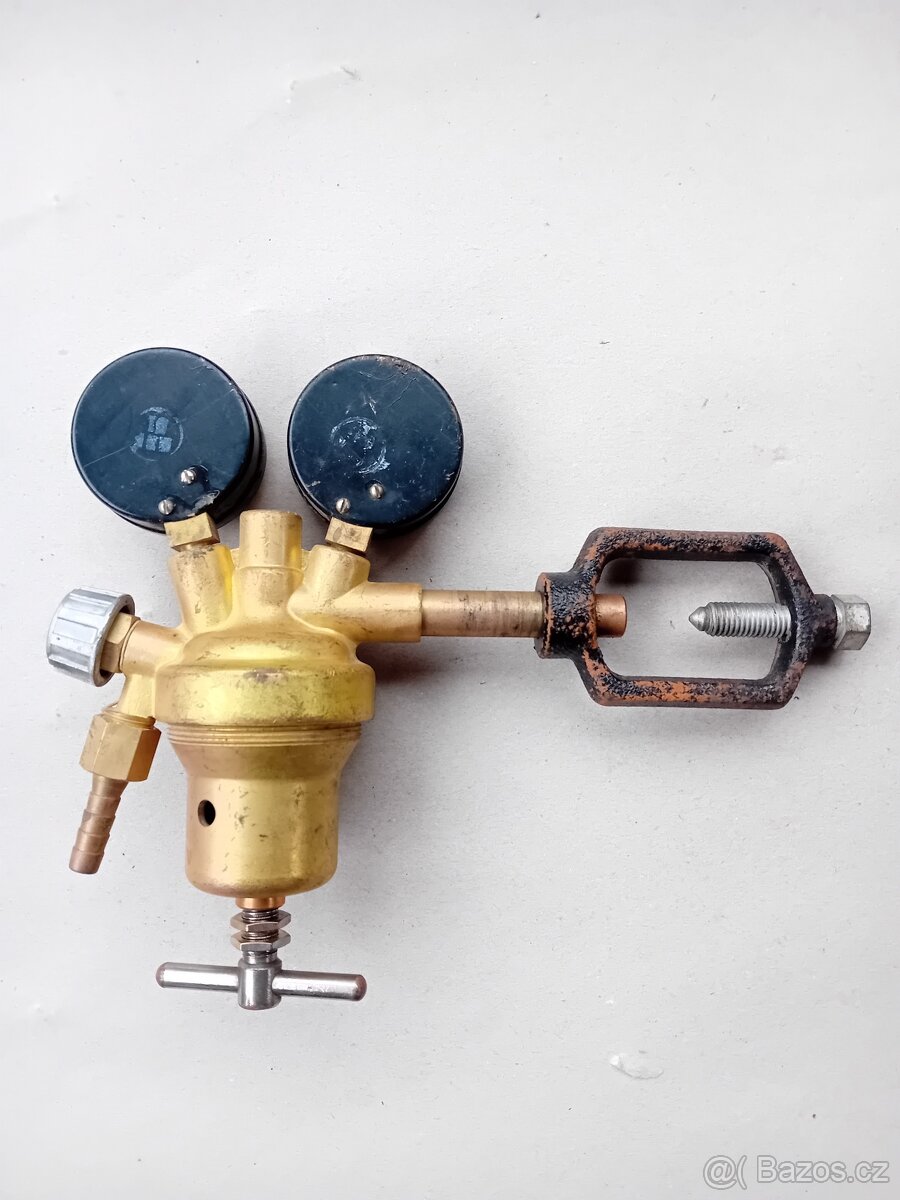 Redukční ventil na Acetylen - 2