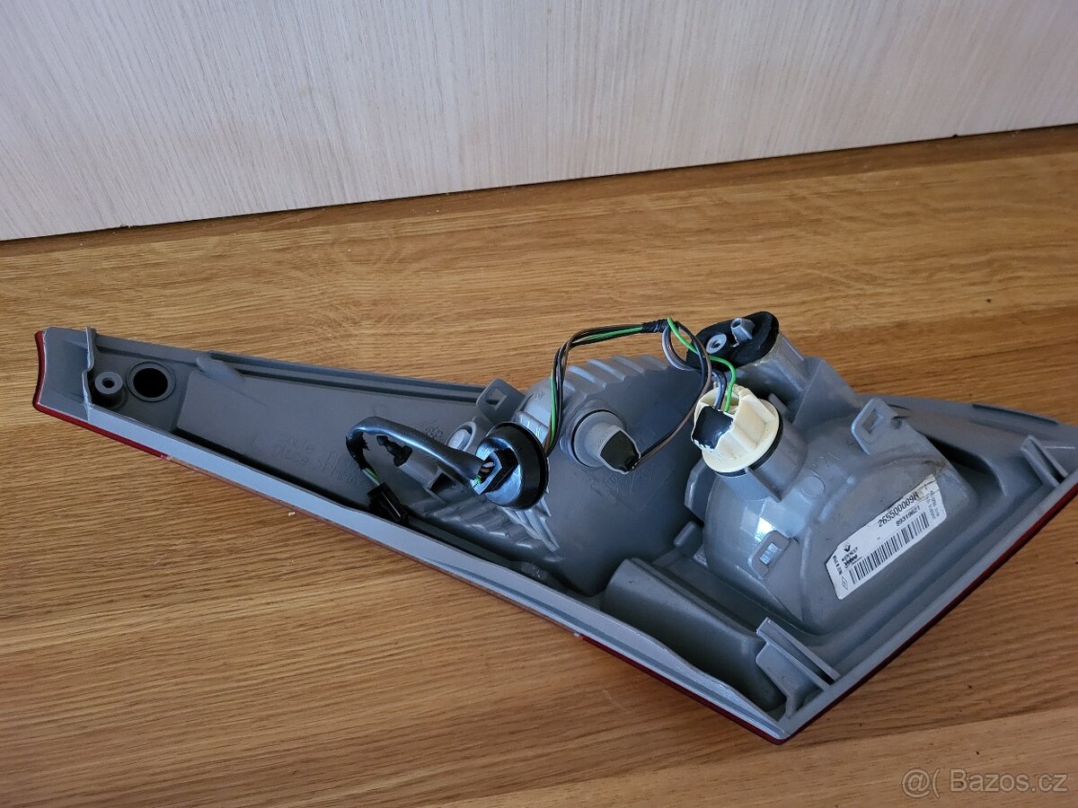 Renault Megane III světlo nové pravé 265500009R - 2