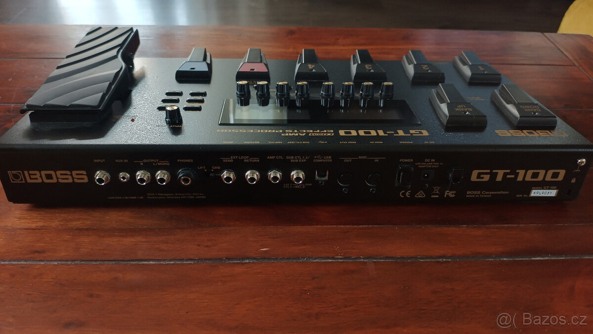 Kytarový multiefekt Boss GT-100 - 2