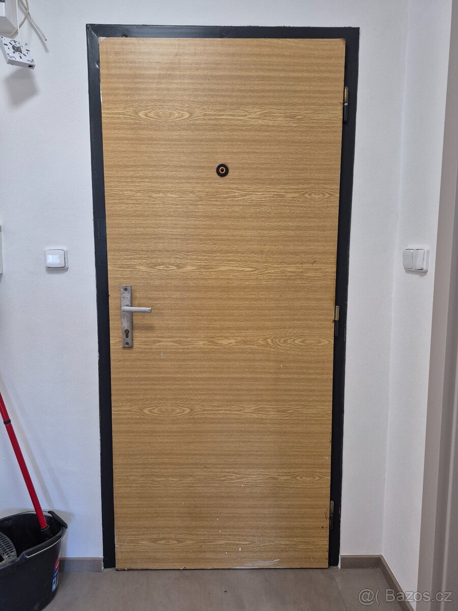 vchodové dveře do bytu protipožární - 2