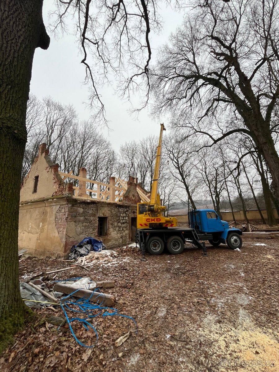 Pronájem jeřábu Praga V3S - 2