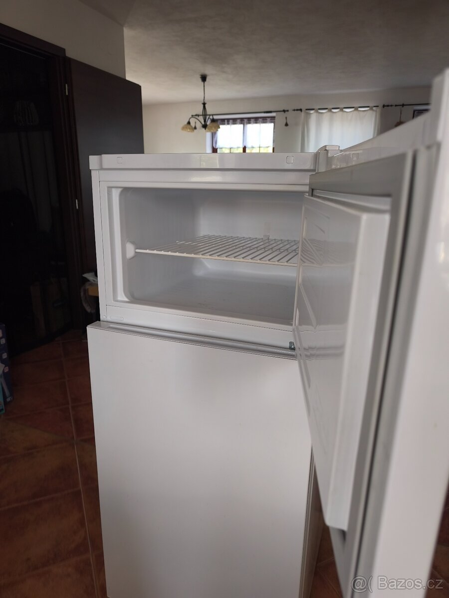 lednice BEKO s mrazákem nahoře - 2